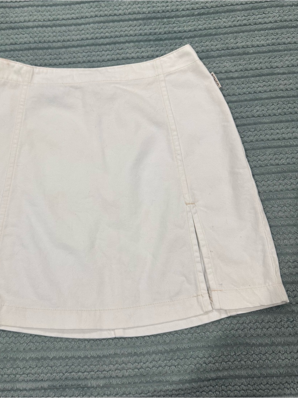 BONGO White Mini Skirt with Side Slit